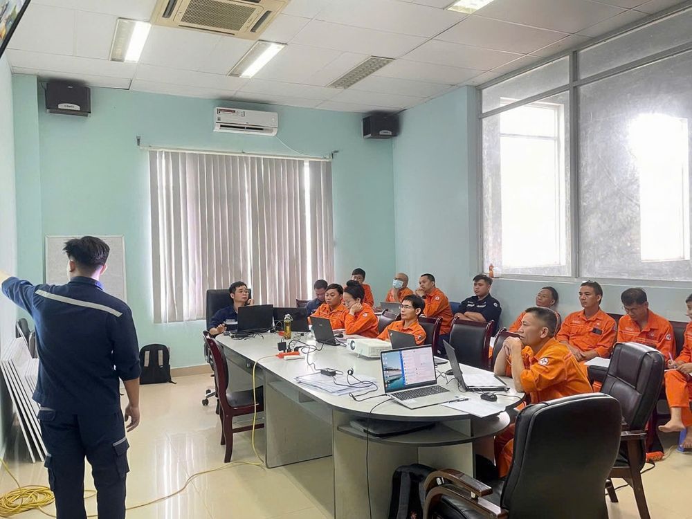 Buổi đào tạo vận hành cho khách hàng